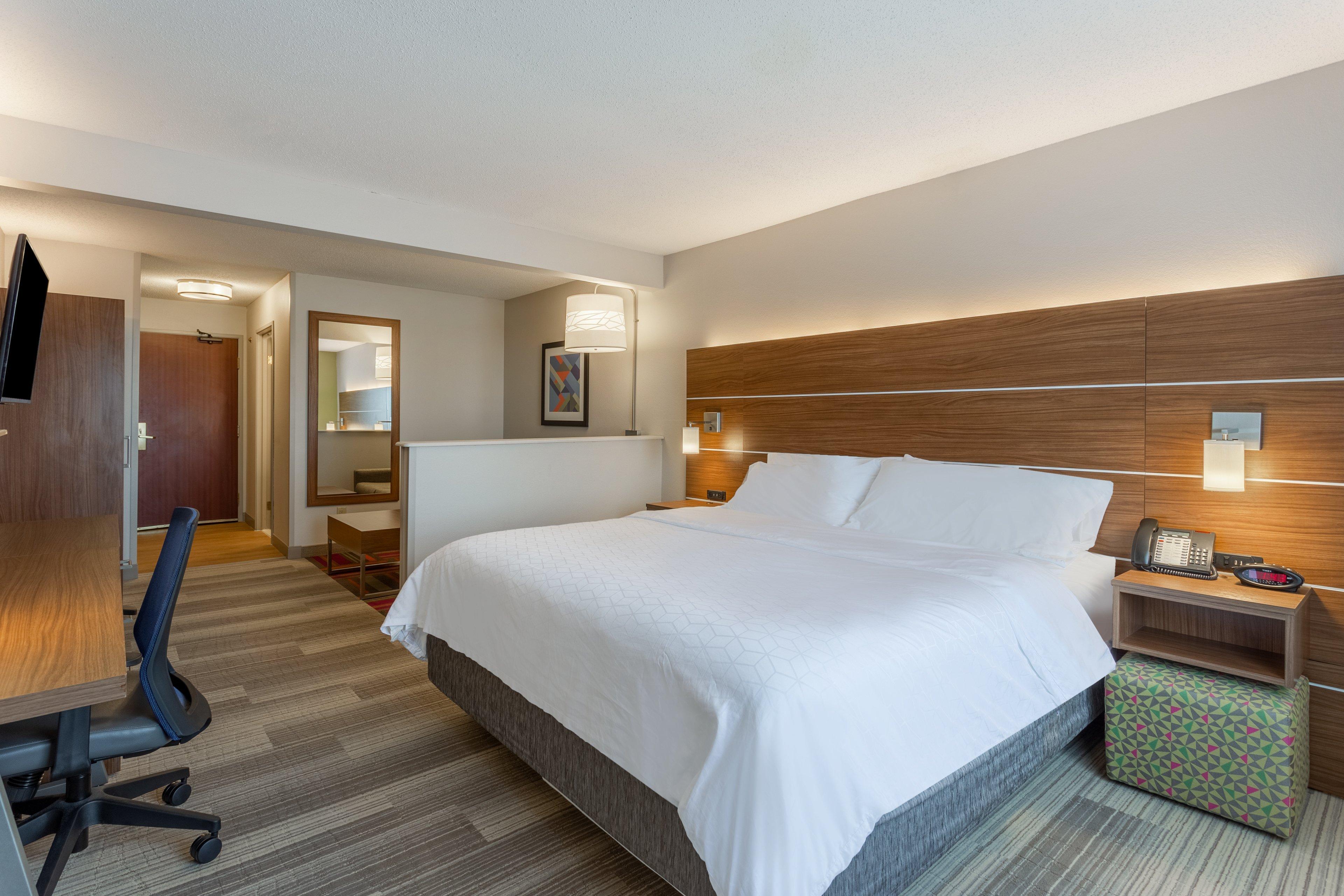 Holiday Inn Express Hotel & Suites Burlington By Ihg Exteriör bild
