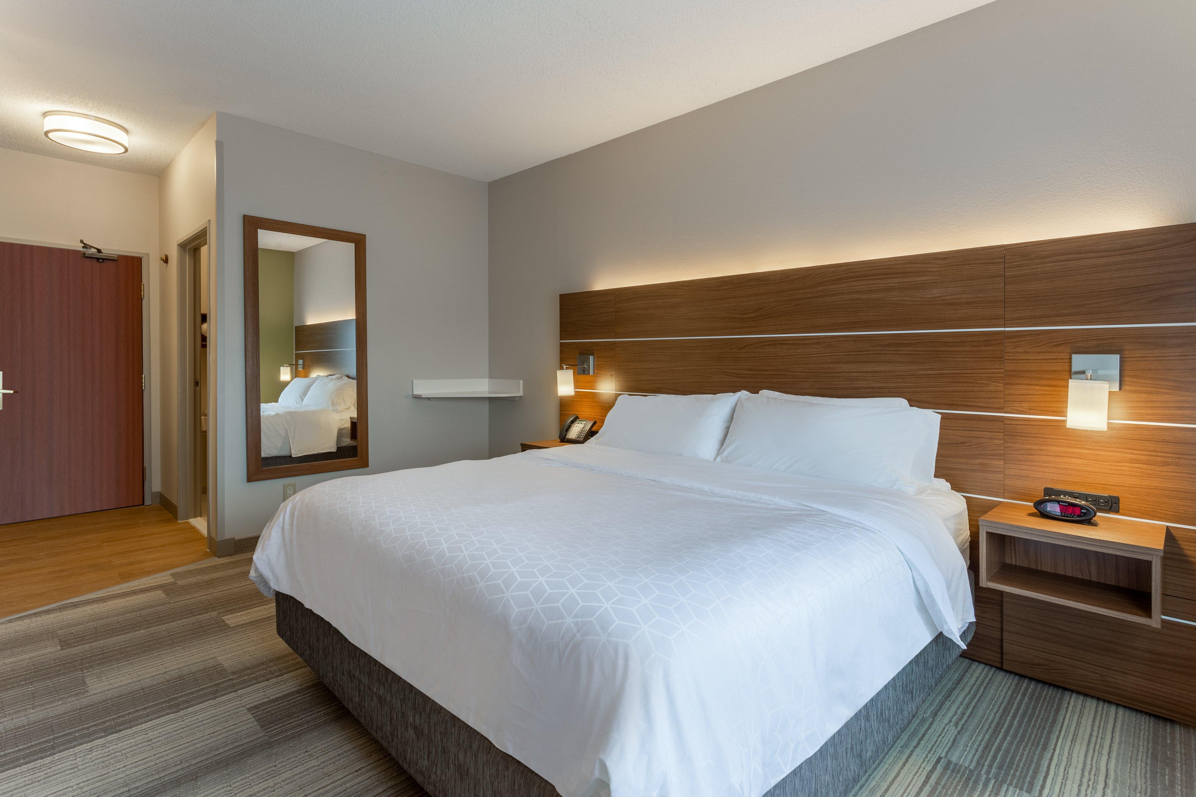 Holiday Inn Express Hotel & Suites Burlington By Ihg Exteriör bild
