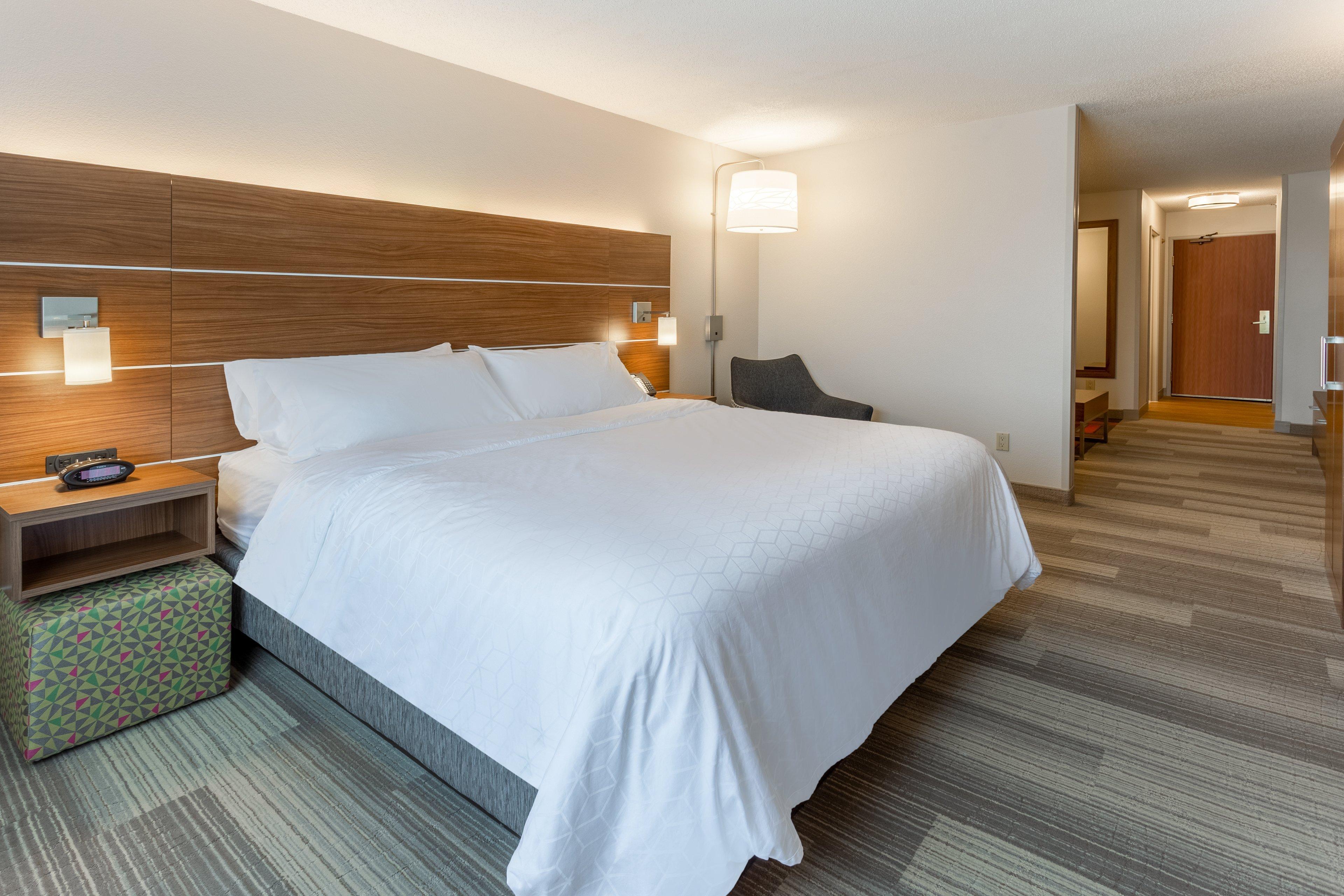 Holiday Inn Express Hotel & Suites Burlington By Ihg Exteriör bild