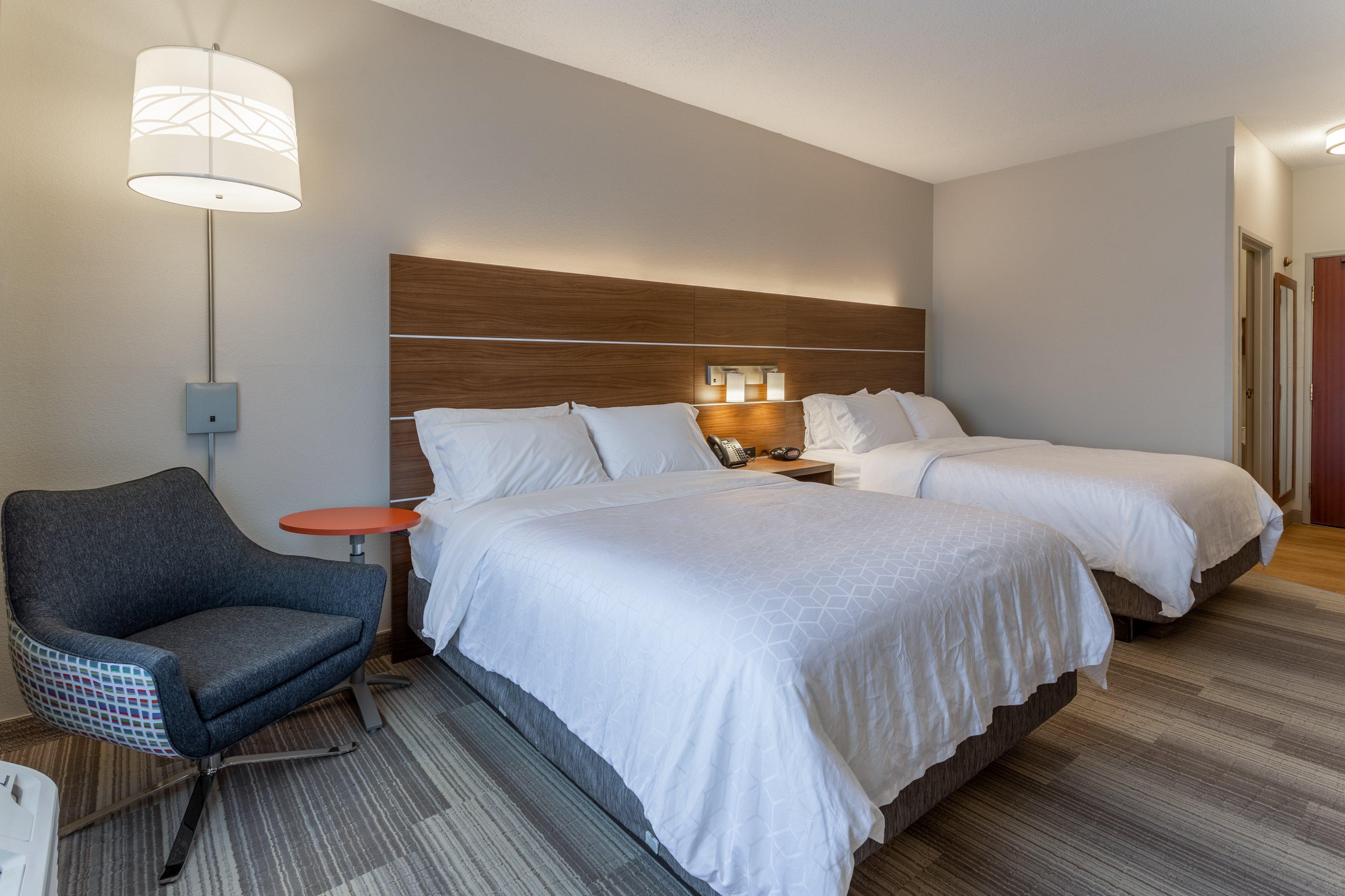 Holiday Inn Express Hotel & Suites Burlington By Ihg Exteriör bild