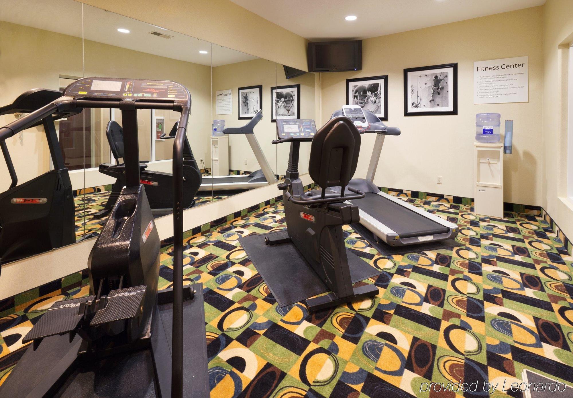Holiday Inn Express Hotel & Suites Burlington By Ihg Bekvämligheter bild